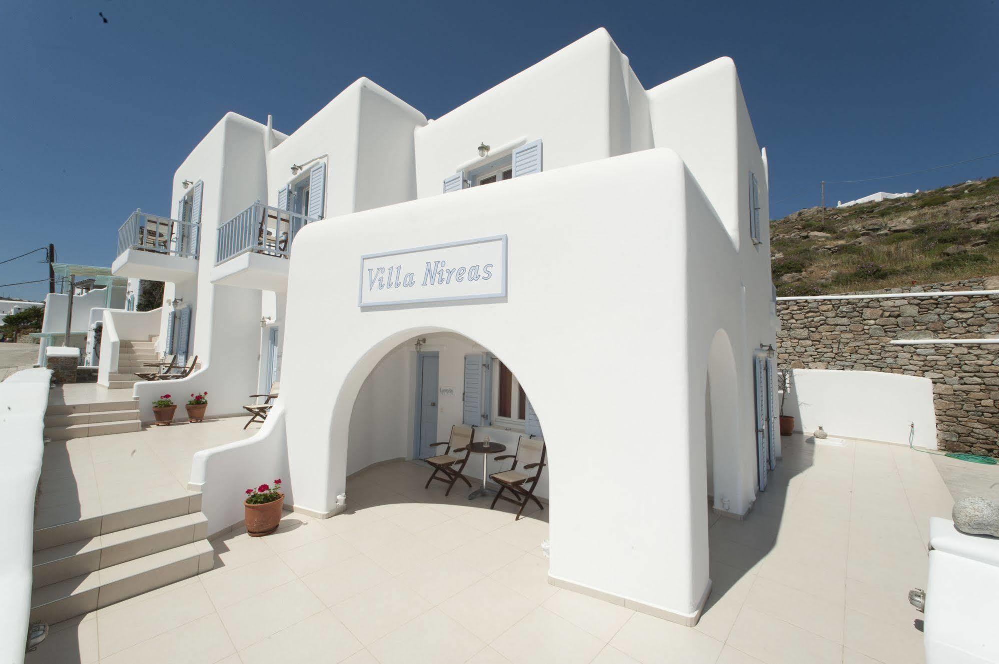 Villa Nireas Platys Gialos  Exteriör bild